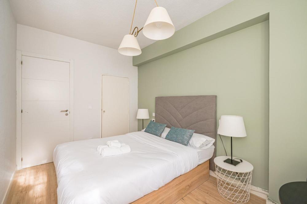 Madrid Rio Rooms Bagian luar foto