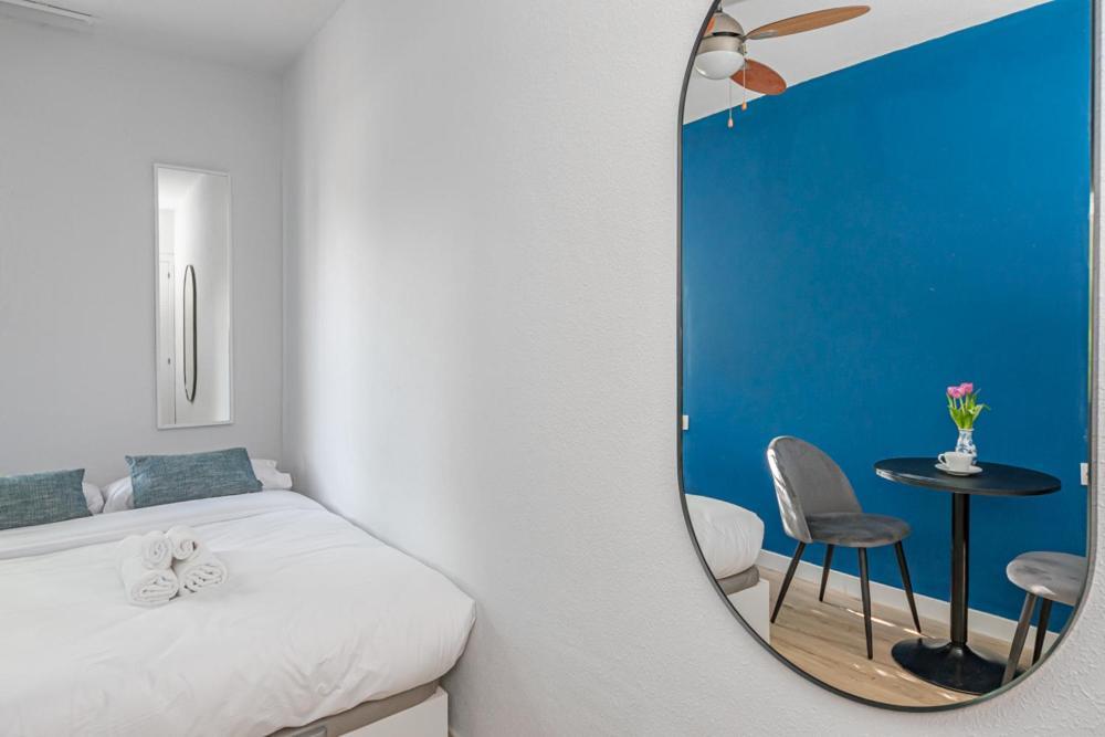 Madrid Rio Rooms Bagian luar foto