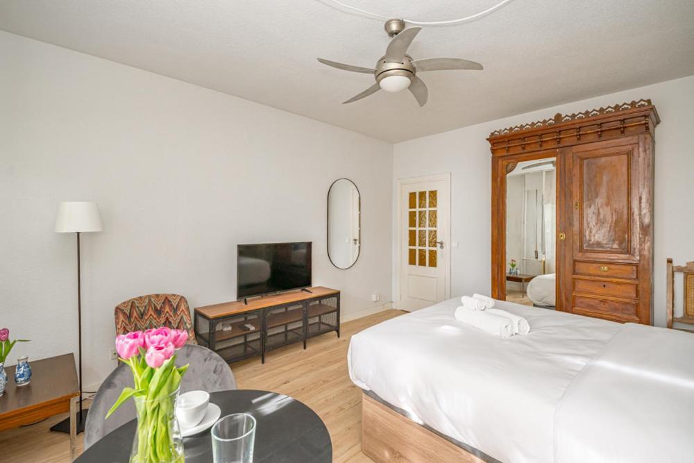 Madrid Rio Rooms Bagian luar foto