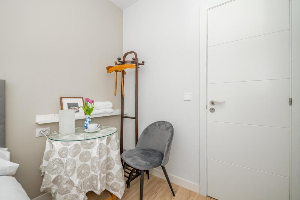 Madrid Rio Rooms Bagian luar foto