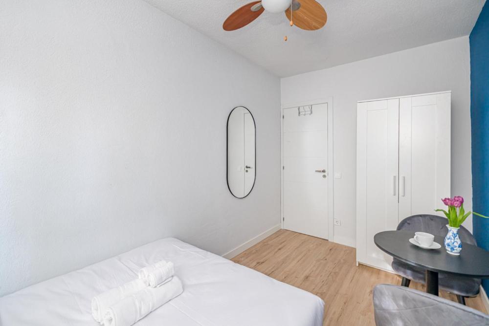 Madrid Rio Rooms Bagian luar foto